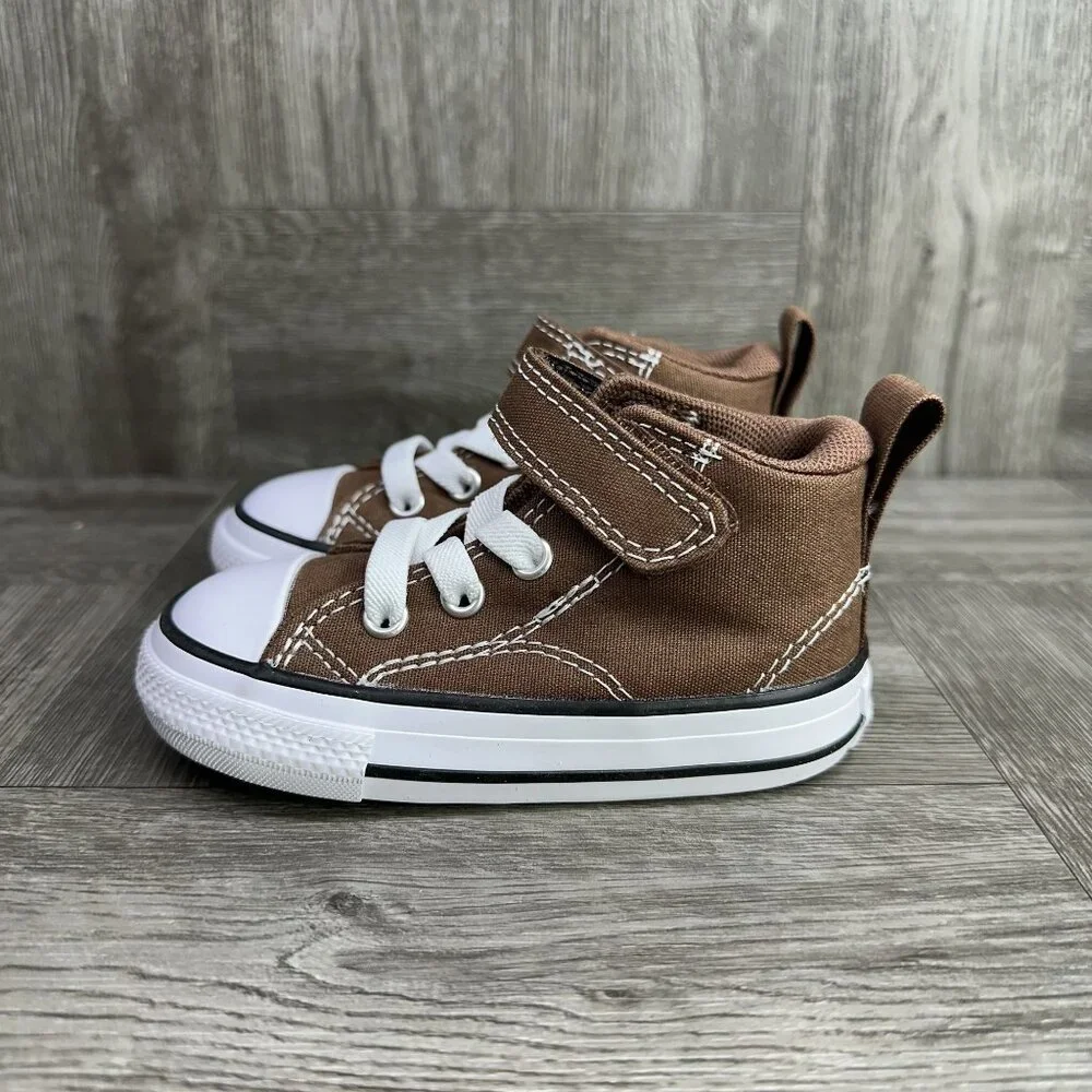 Converse CTAS Infant size 5 Brown Slip On Shoes